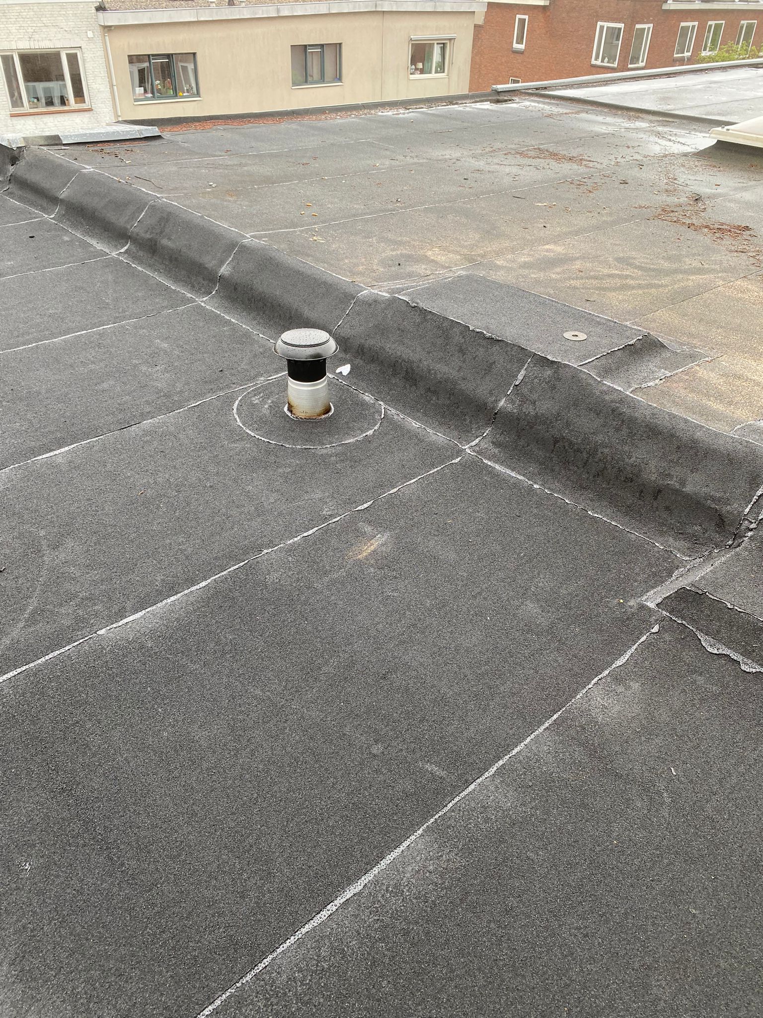 Bitumen dakbedekking vervangen in Utrecht